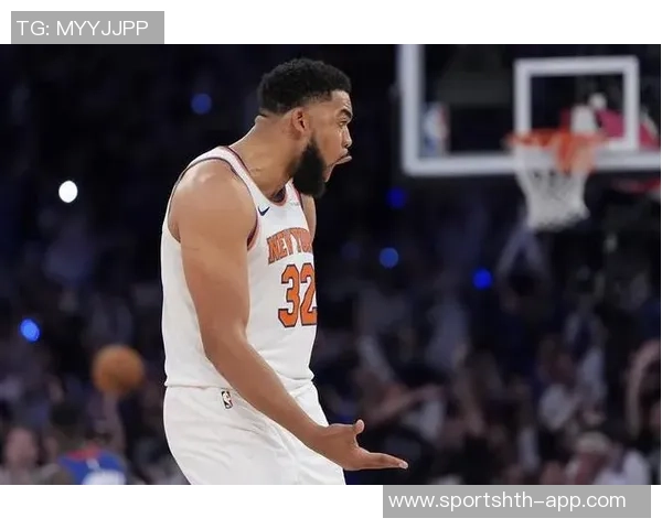 克莱复出表现惊艳半场三分球命中率高达五成独揽20分助力球队争胜 克莱复出表现惊艳半场三分球命中率高达五成独揽20分助力球队争胜